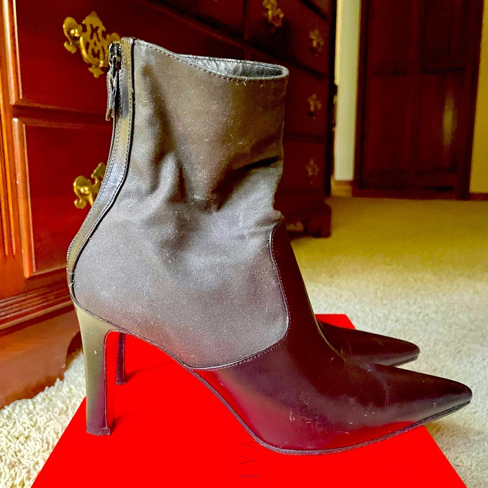 Beautiful gently worn classic boots